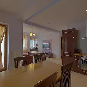  Apartament Monia
