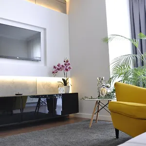 https://apartament-na-teczowej.hotelswroclaw.com